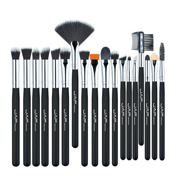 24 Makeup Brushes - Image 5